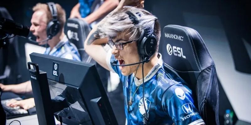 Chuyên mục game E-sports